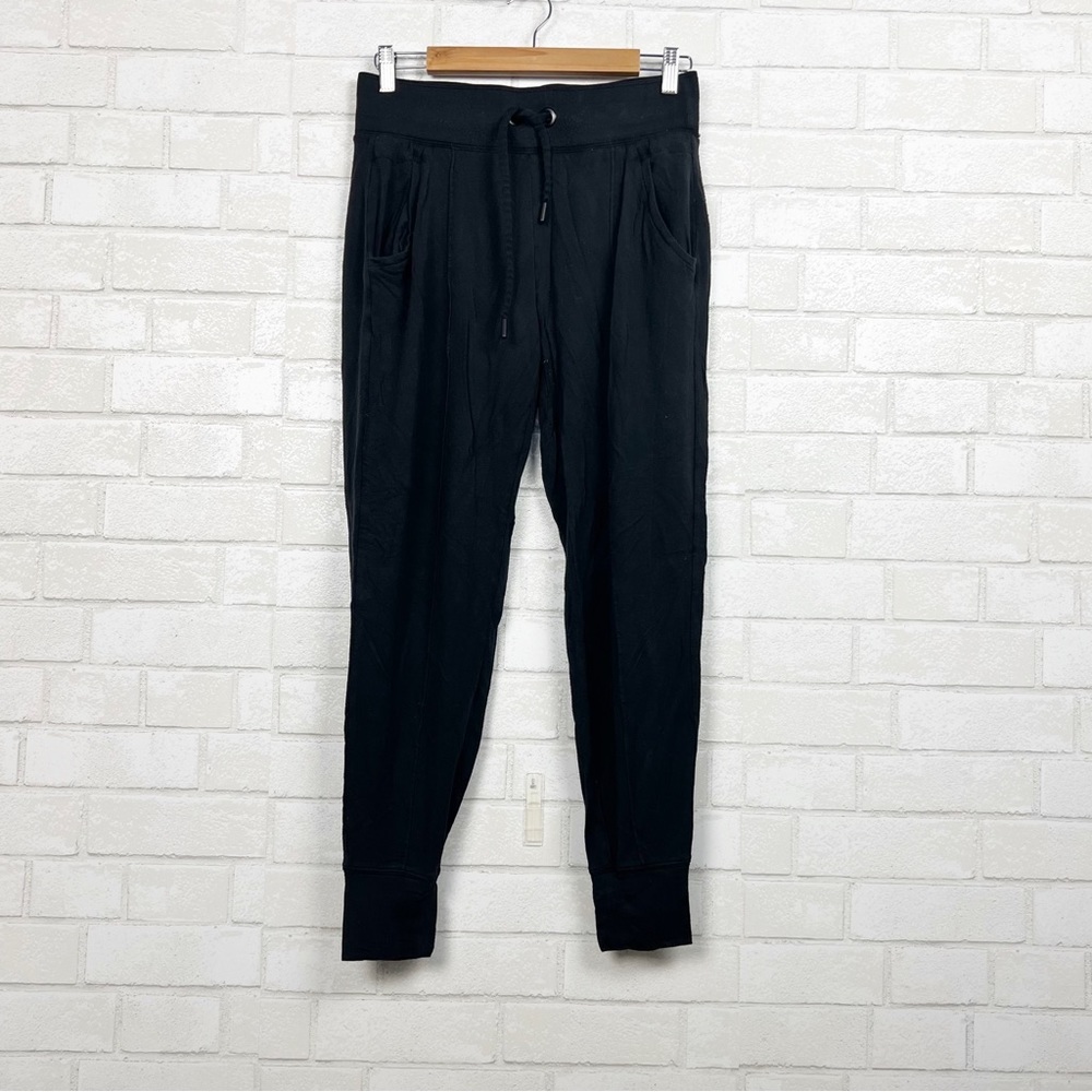 Athleta Bliss Jogger Pant in Black